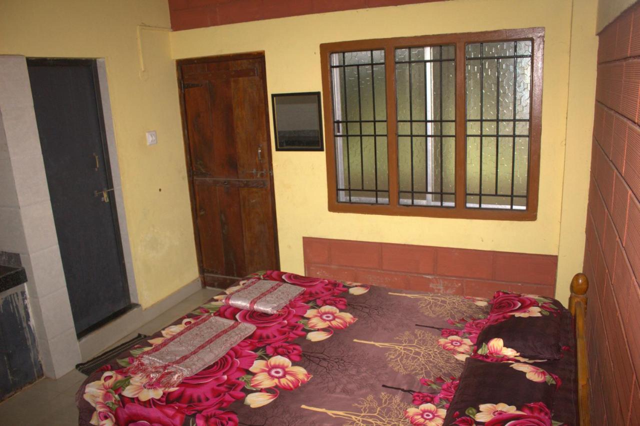 Surya Guest House جوكارنا المظهر الخارجي الصورة