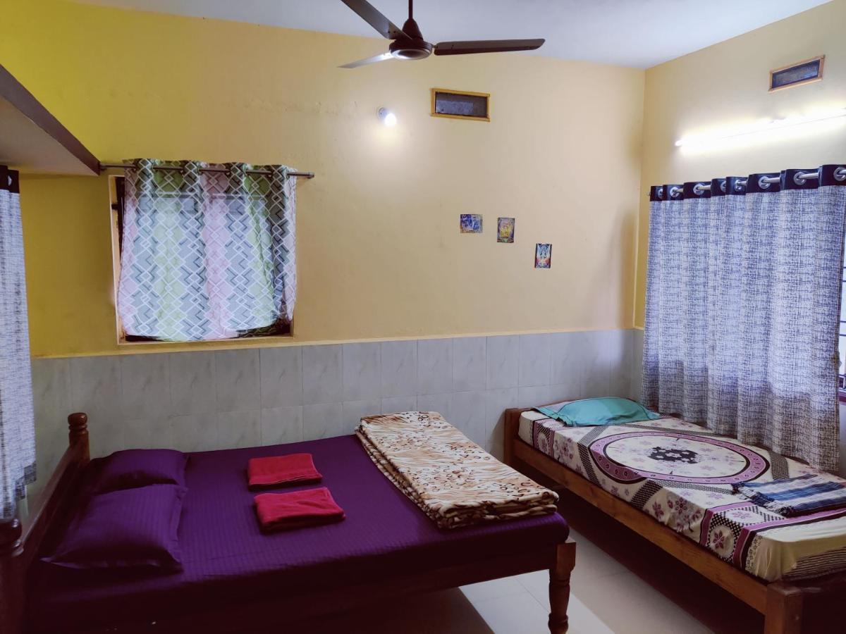 Surya Guest House جوكارنا المظهر الخارجي الصورة